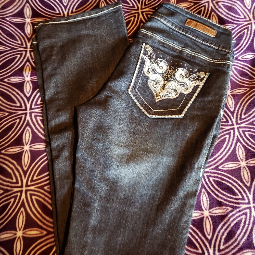 Wallflower Embroidered Jeans